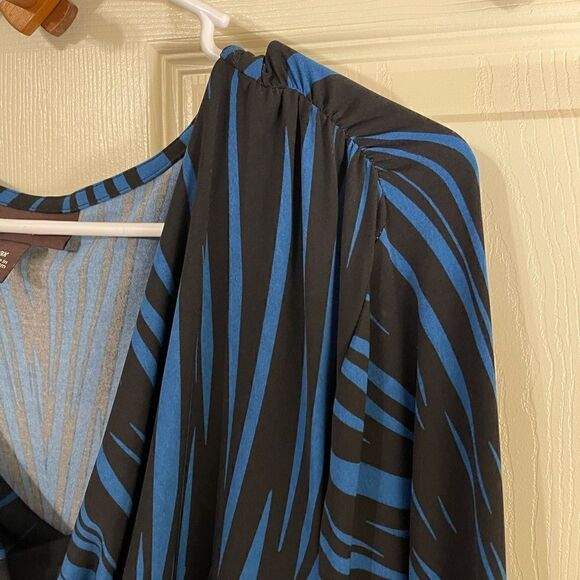 Dana Buchman Blue Pullover Blouse - Picture 3 of 7